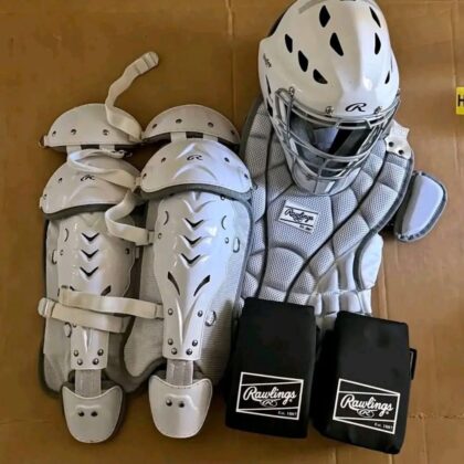 catcher gear age 10-14