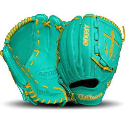 Wilson A2000 B23 12" Pitcher's Glove: WBW10227012